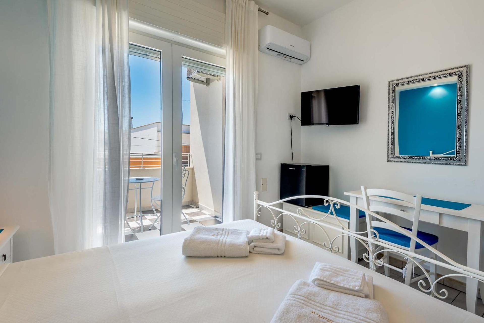 Saint Matthew B&B E Appartamenti By Latuapuglia San Pietro in Bevagna Exterior photo
